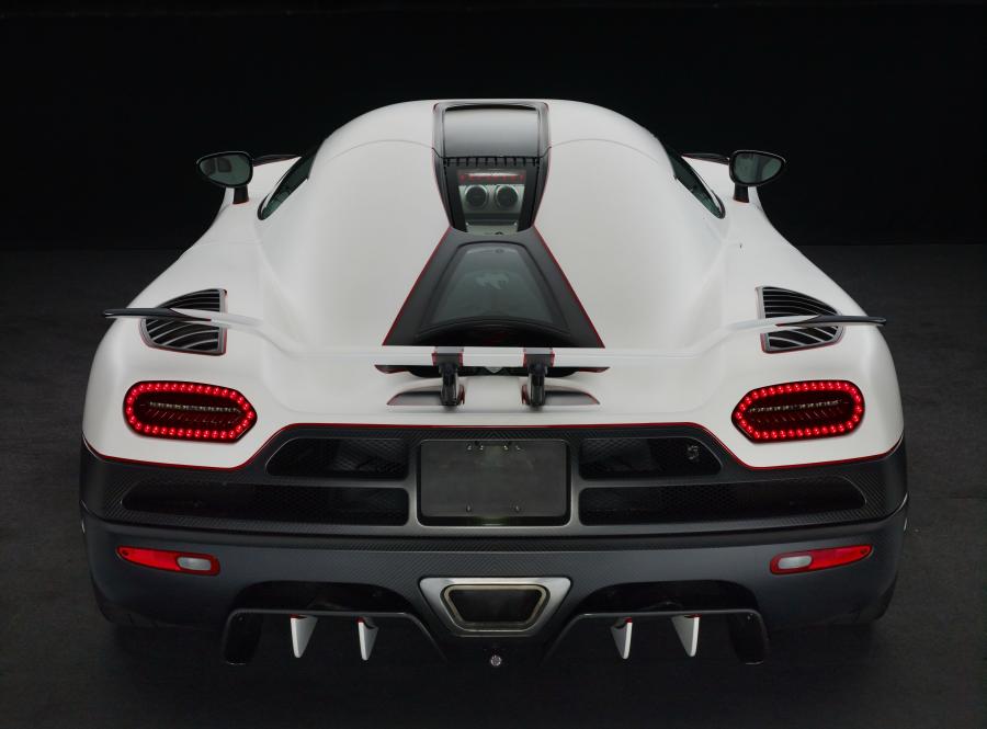  Koenigsegg Agera R (7083) 2011 года  (WW) (фото 21 из 27)